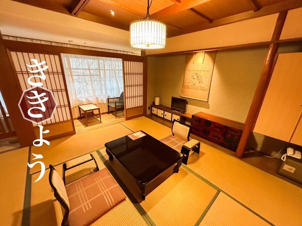 Sangai Ryokan Gotsu ภายนอก รูปภาพ